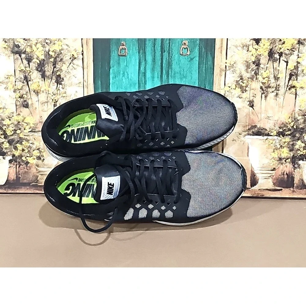 Nike Men's Air Zoom Pegasus 31 Flash Black/Reflect Silver Sz 11 683676-001